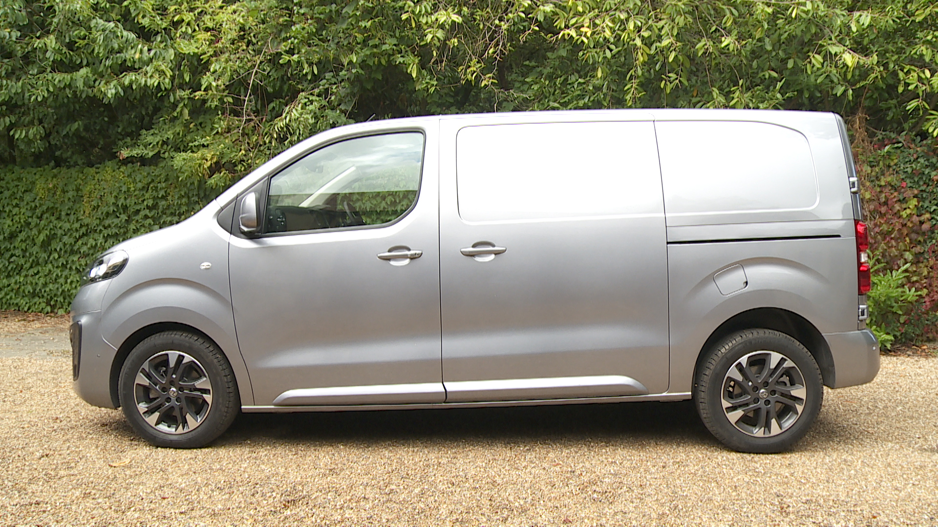 VAUXHALL VIVARO M DIESEL 1.5 Turbo D 120 Prime H1 Van